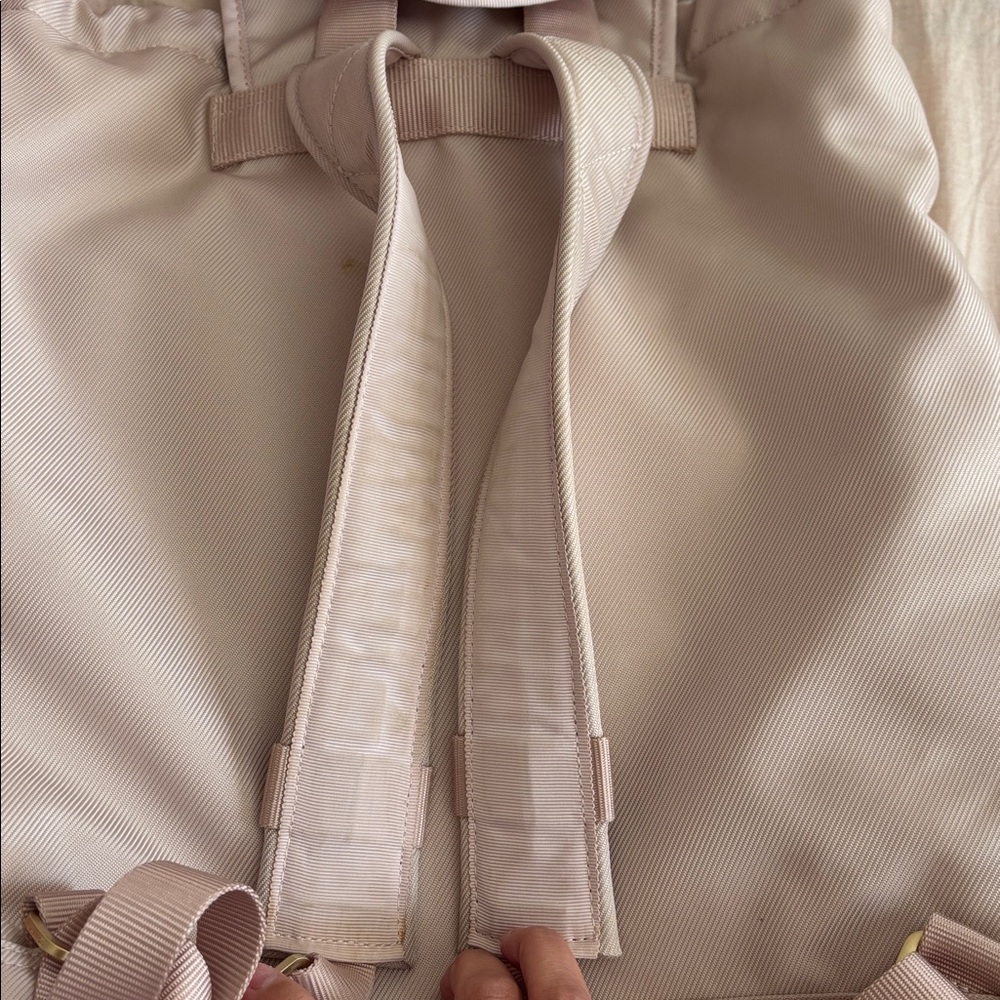 Lululemon Baby Pink Drawstring Backpack - Picture 14 of 14